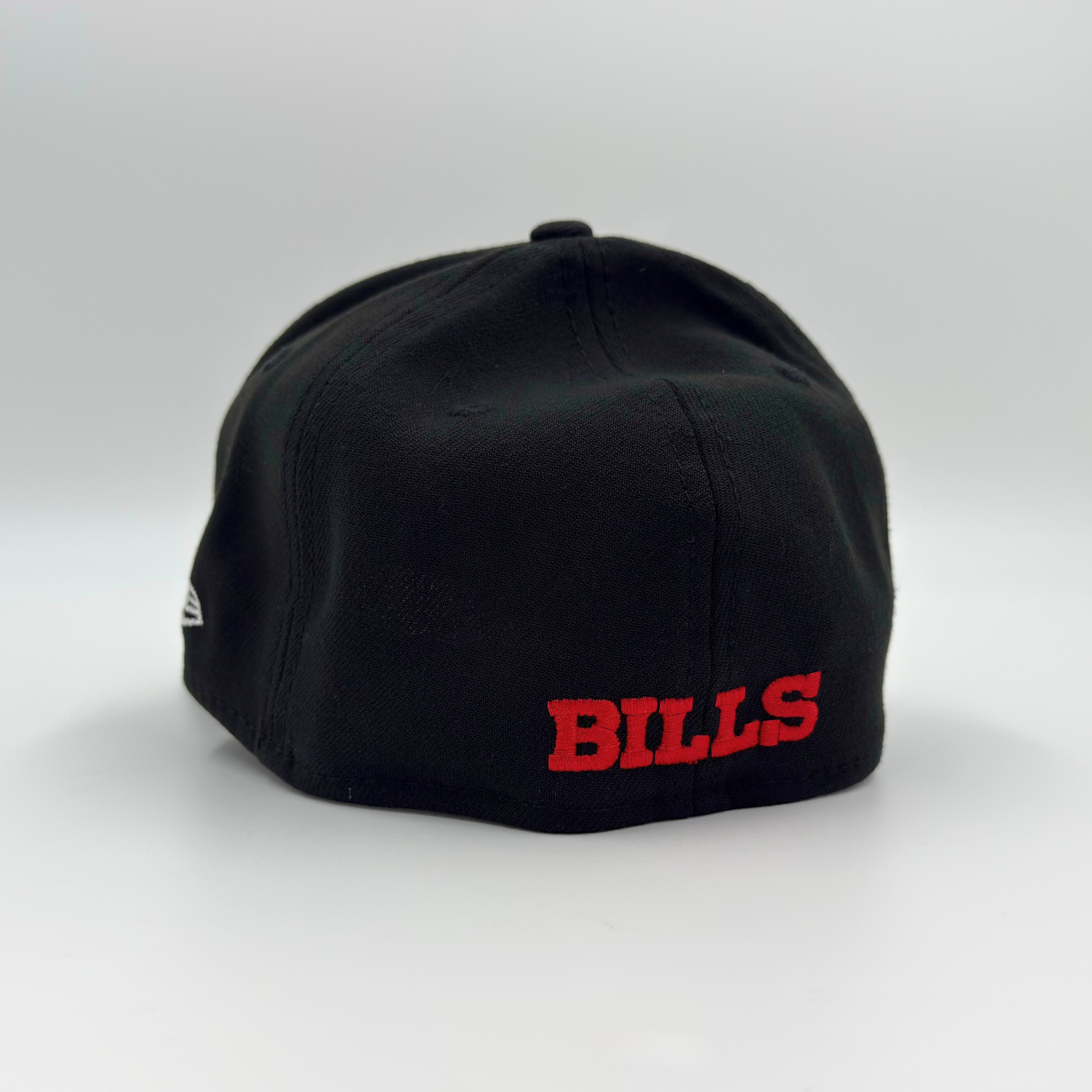 Vintage Branded Bills Red River Baseball Hat Black Bills Love Hat - NFL x New Era Snapback | Ruben Rojas  main image 3