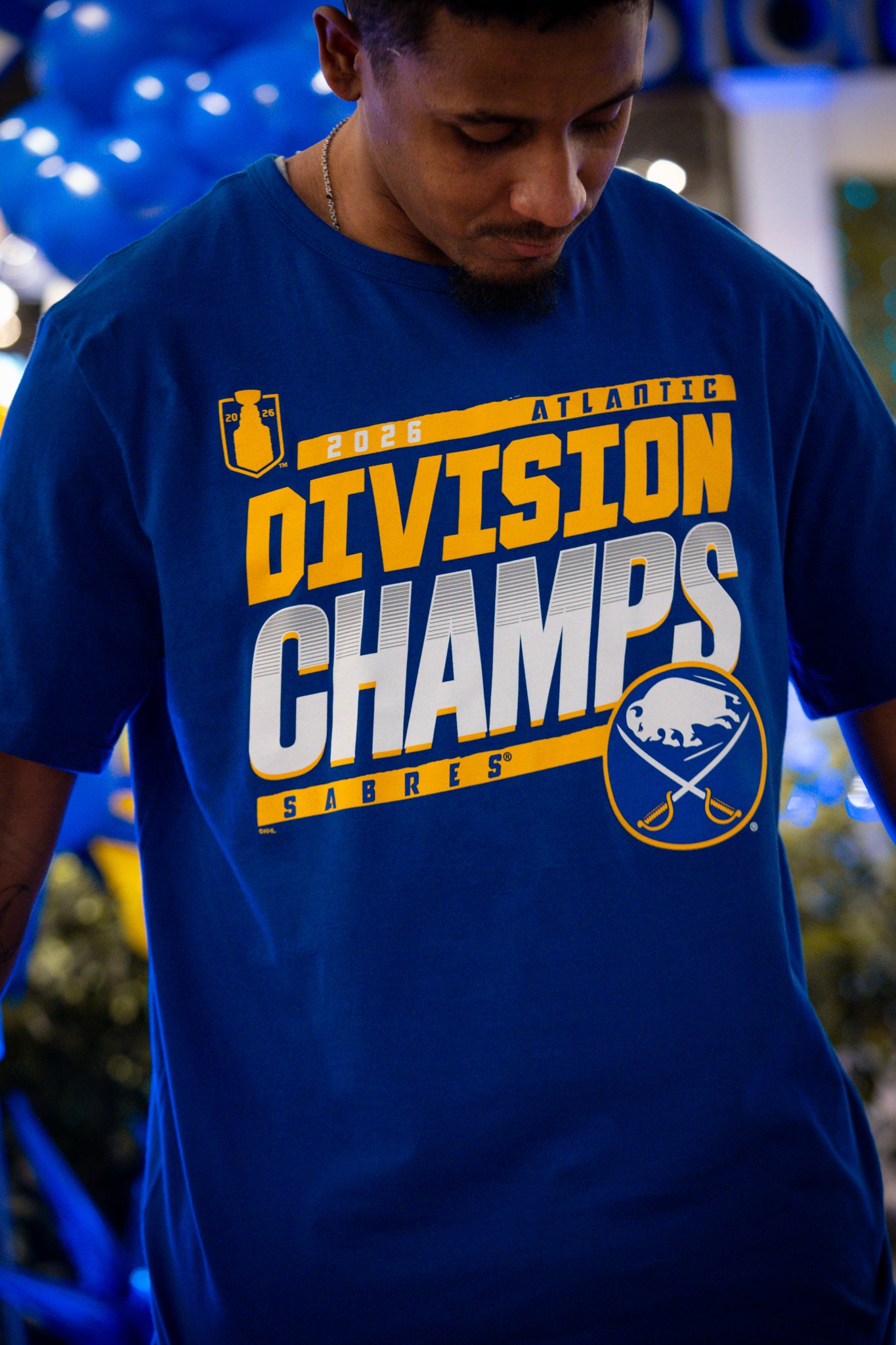 BUFFALOES ネイビー Tシャツ サイズ0 Buffalo Sabres 2026 Division Champions T-Shirt | The BFLO Store