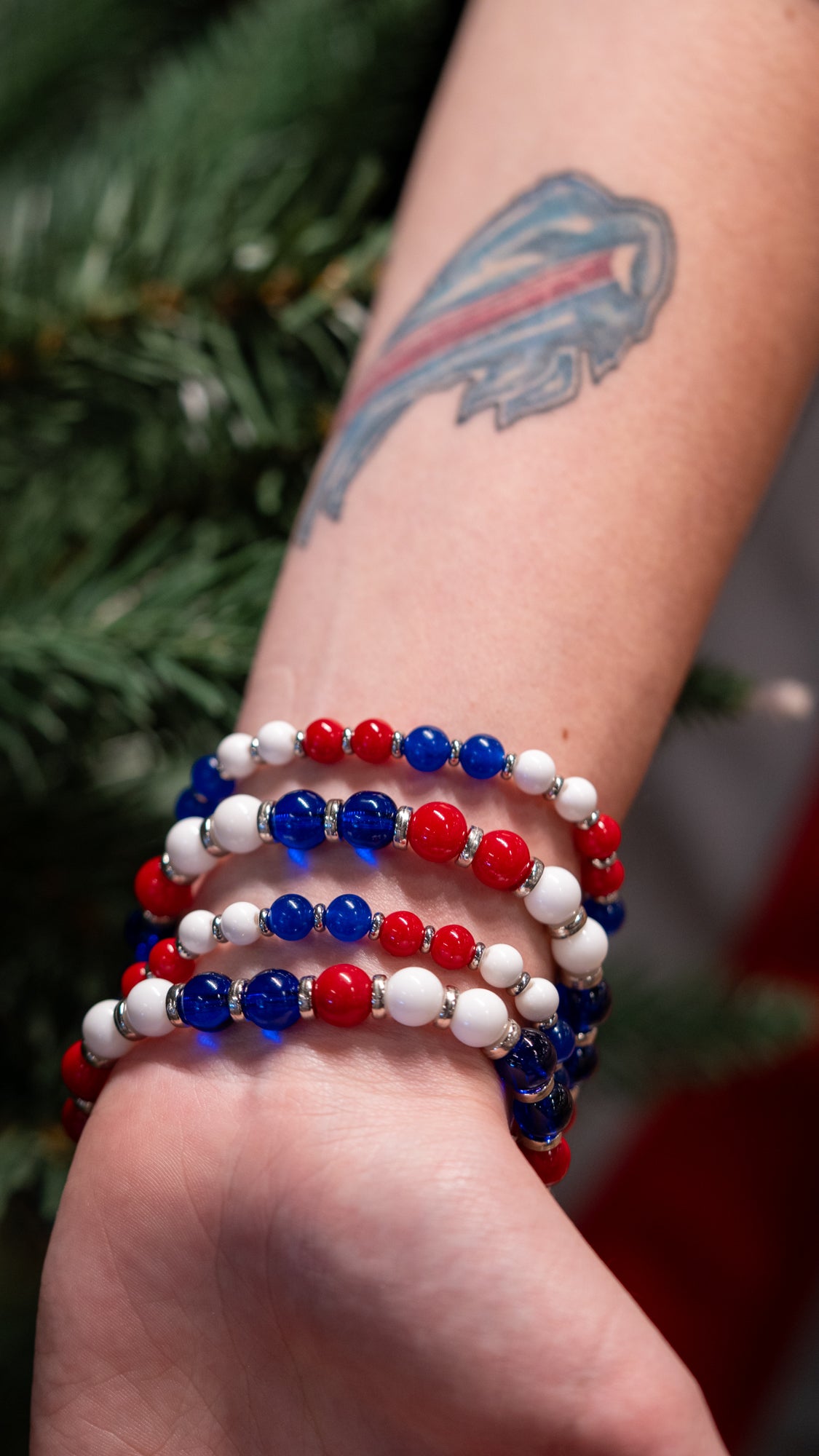 Jewels For Hope Holiday Touchdown Men's Bracelet | The BFLO Store