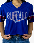 Women's New Era Bills 2026 Sideline Royal Distressed Cropped T-Shirt