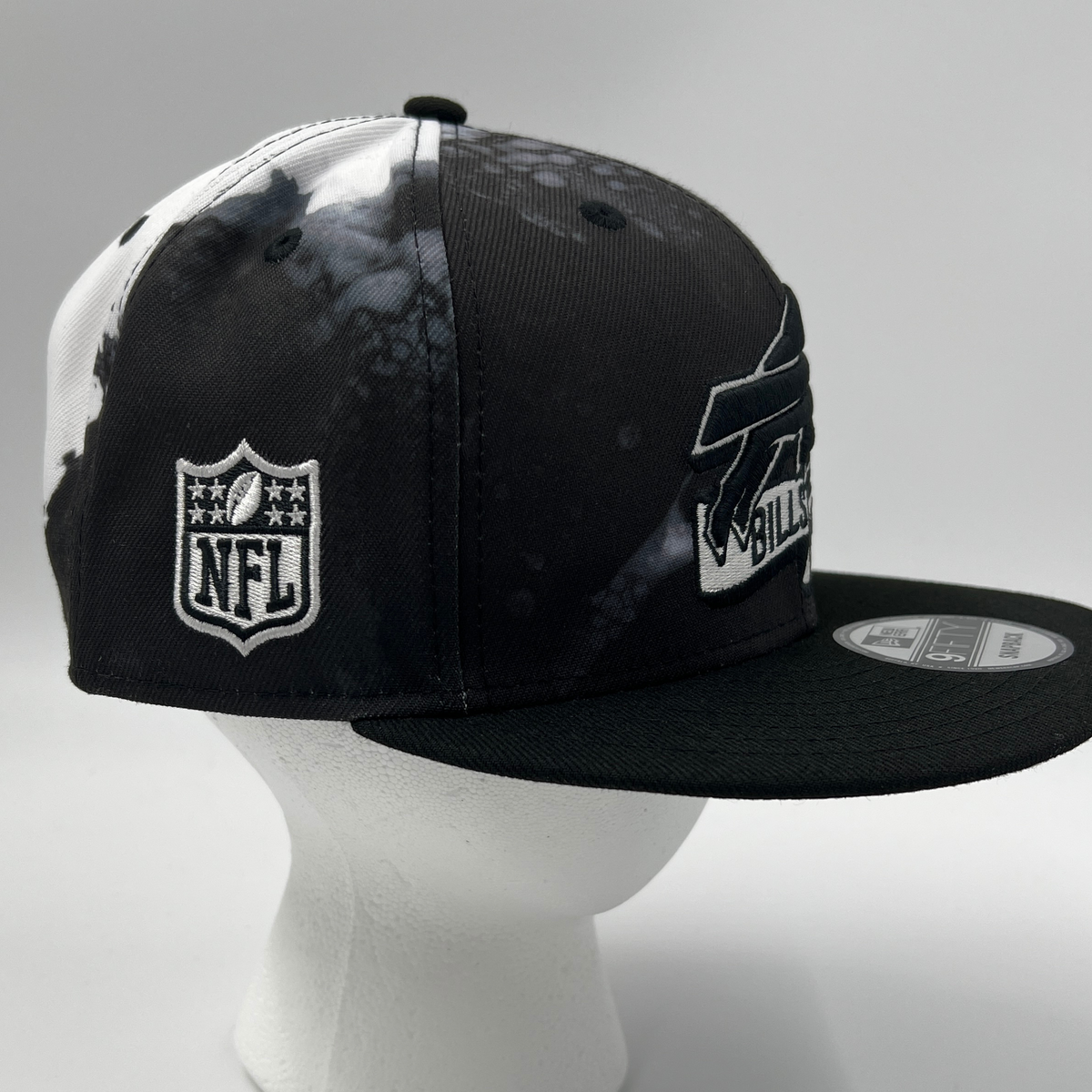 Buffalo Bills Gray 9FIFTY Snapback Hat, NFL by New Era