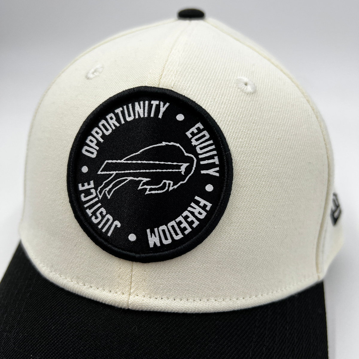 New Era Buffalo Bills 2022-23 Social Justice Flex Hat