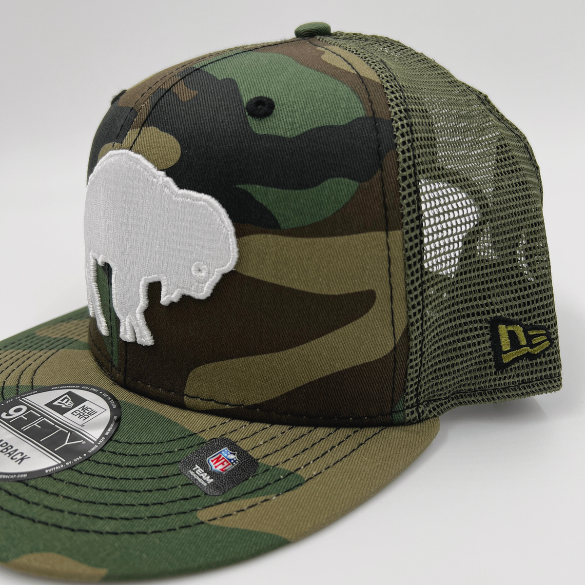 Buffalo Bills ARMY CAMO TRUCKER Hat by New Era