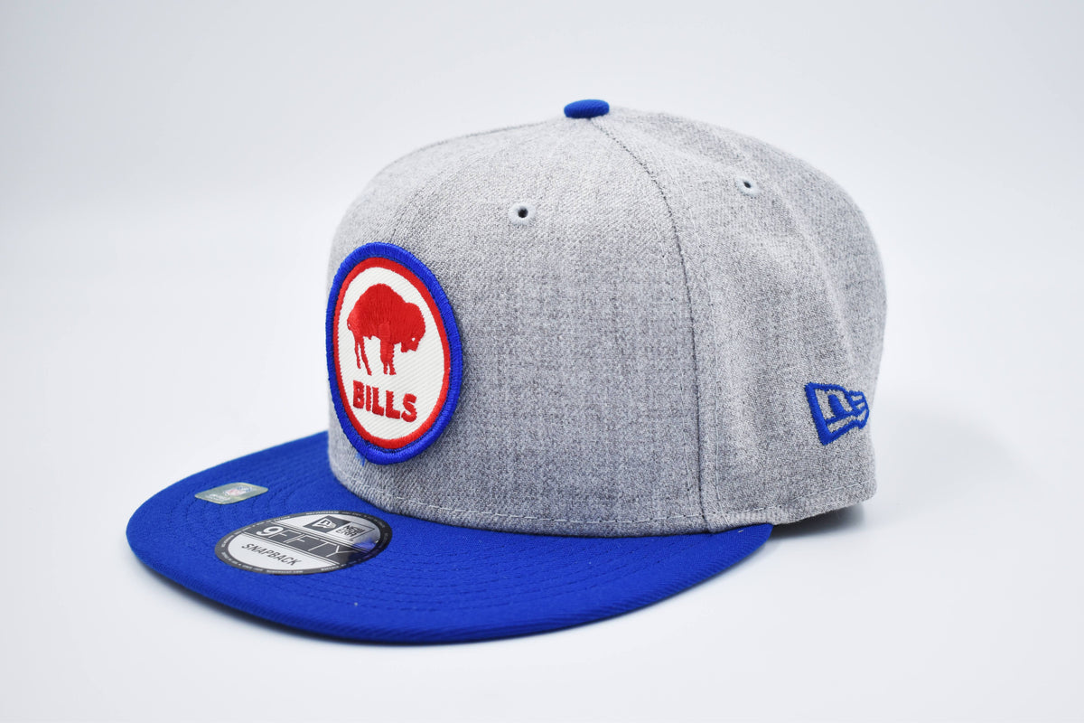 Buffalo Bills Sideline With Standing Buffalo Snapback