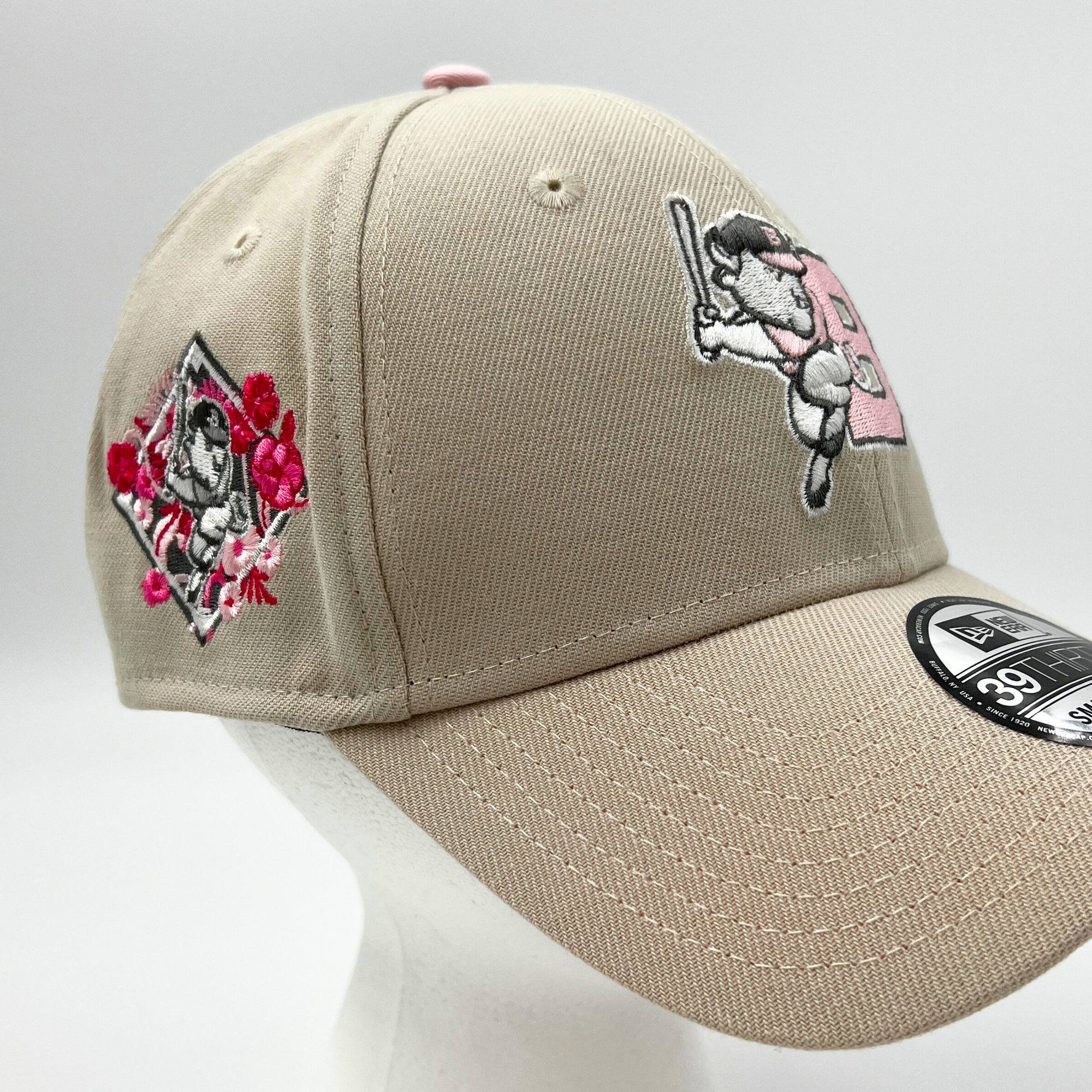 New Era Bisons Mother&#39;s Day Stretch Fit Hat
