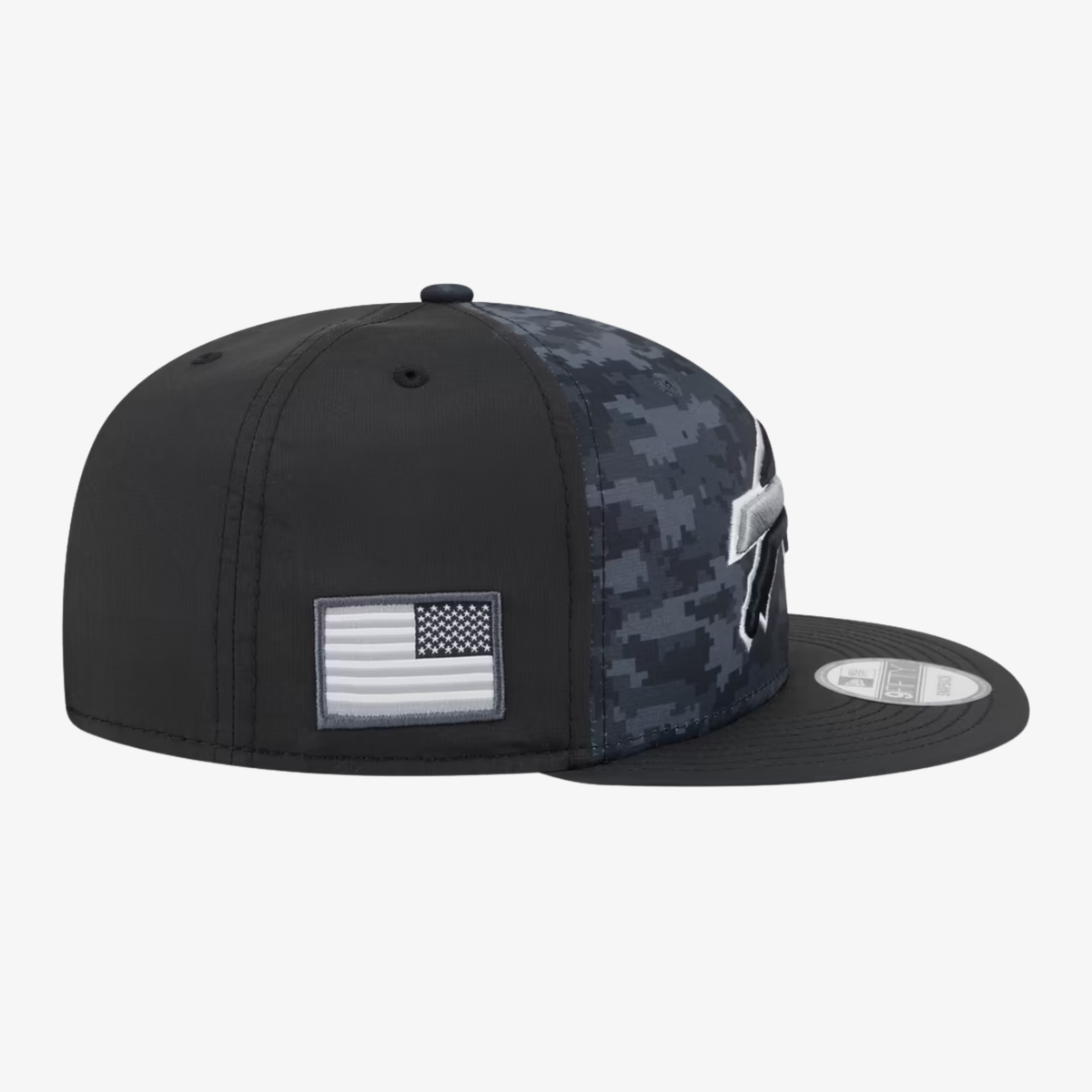 New Era Black Buffalo Bills 2026 Salute To Service 9FIFTY Snapback Hat