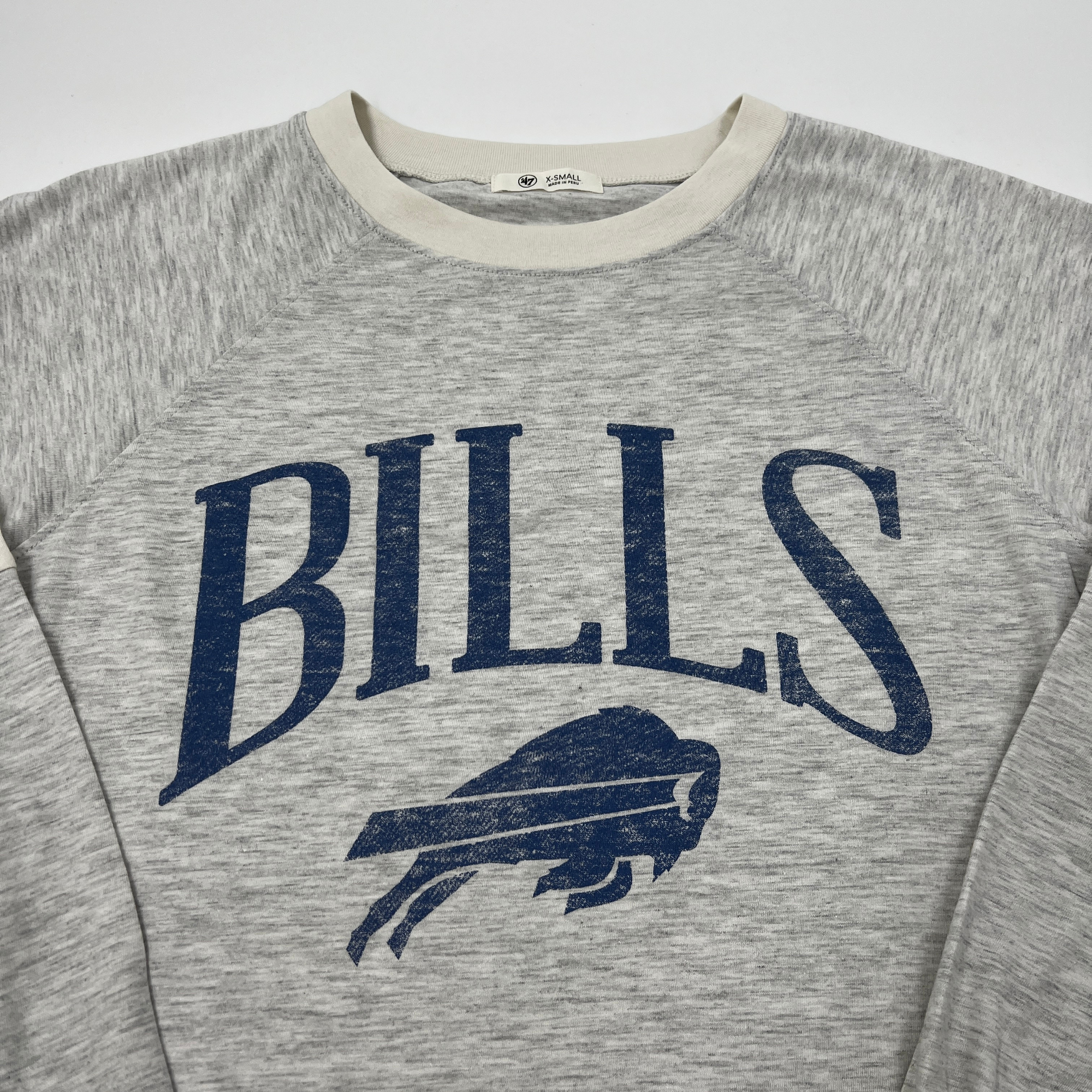 Women&#39;s &#39;47 Brand Bills Cropped Gray with Blue Logo Long Sleeve