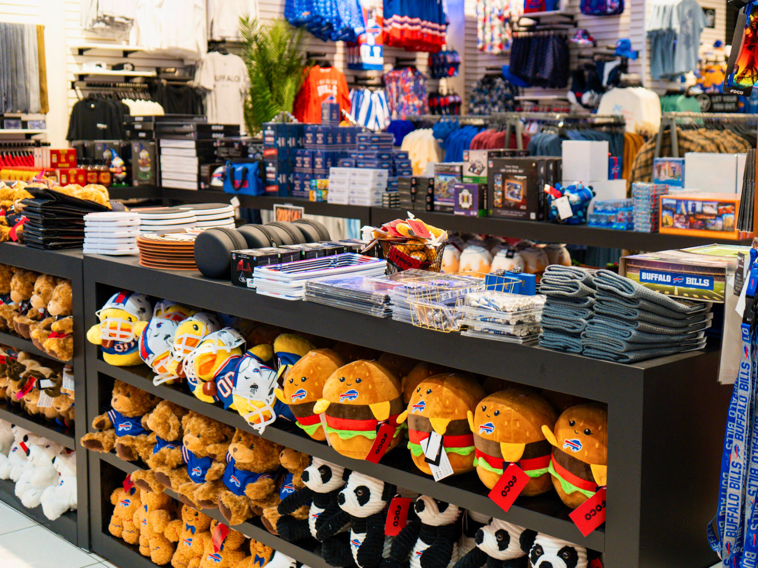 check out line at the bflo store walden galleria mall