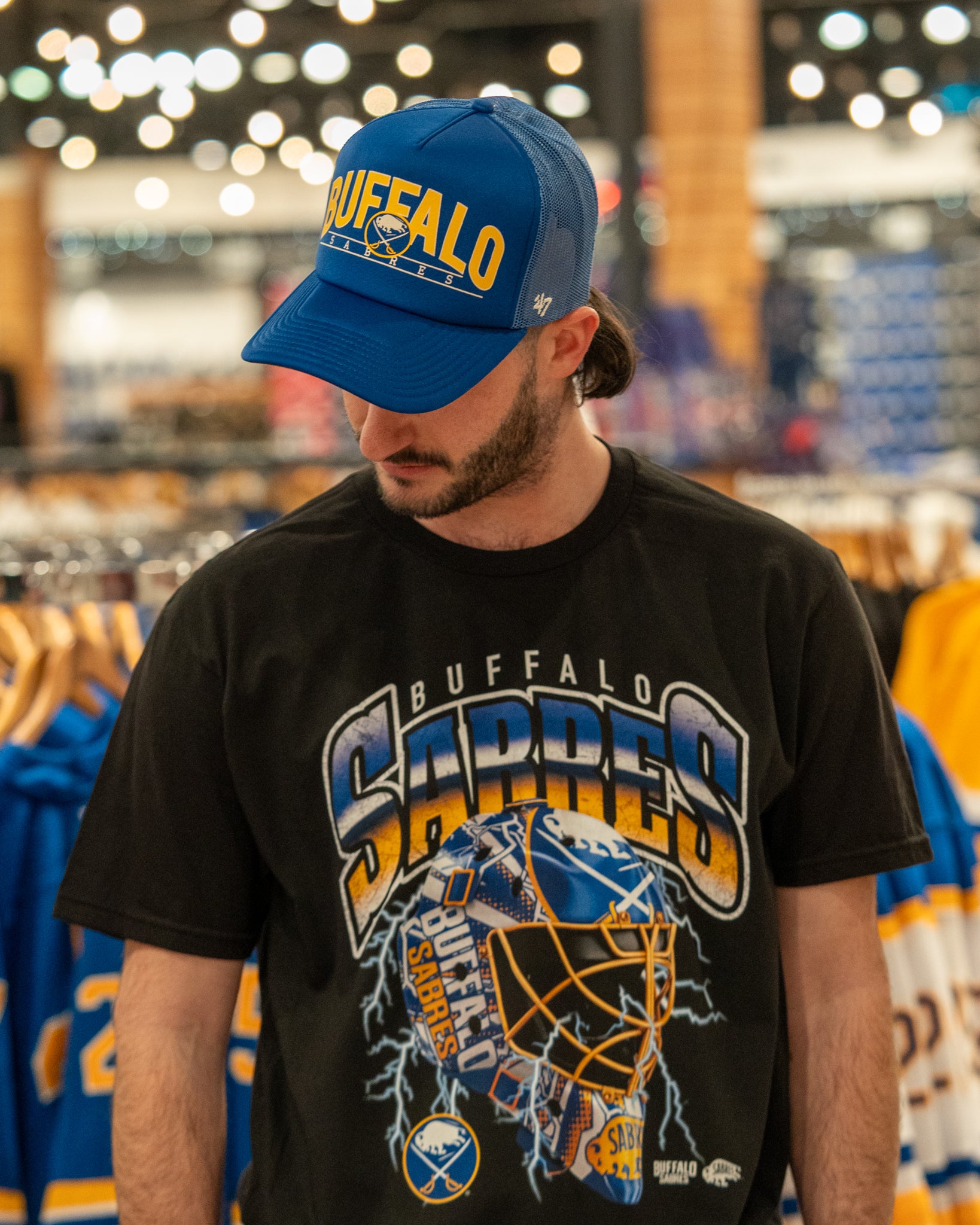 Mitchell &amp; Ness Buffalo Sabres Crease Lightening Black T-Shirt