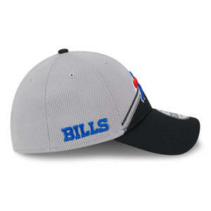 Kids New Era Bills Gray/Black 2023 Sideline 39THIRTY Hat