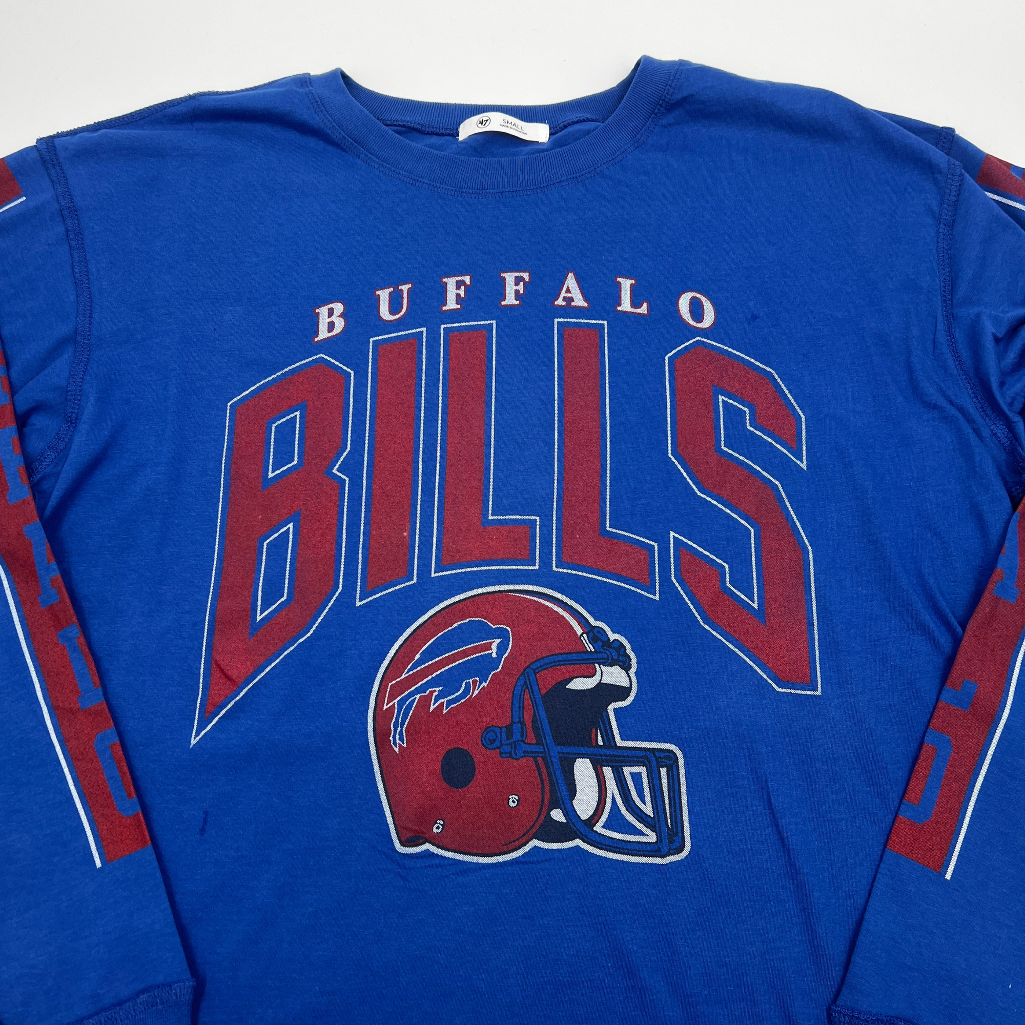 Women&#39;s &#39;47 Brand Buffalo Bills With Red Helmet Long Sleeve Shirt