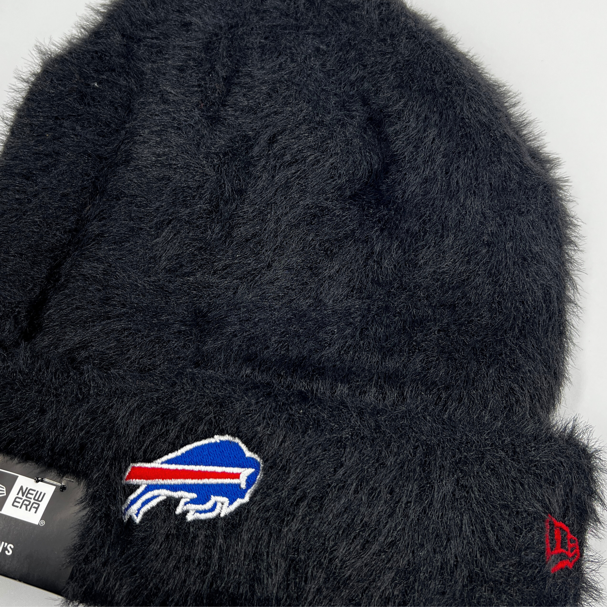 Women&#39;s New Era Buffalo Bills Black Fuzzy Winter Hat