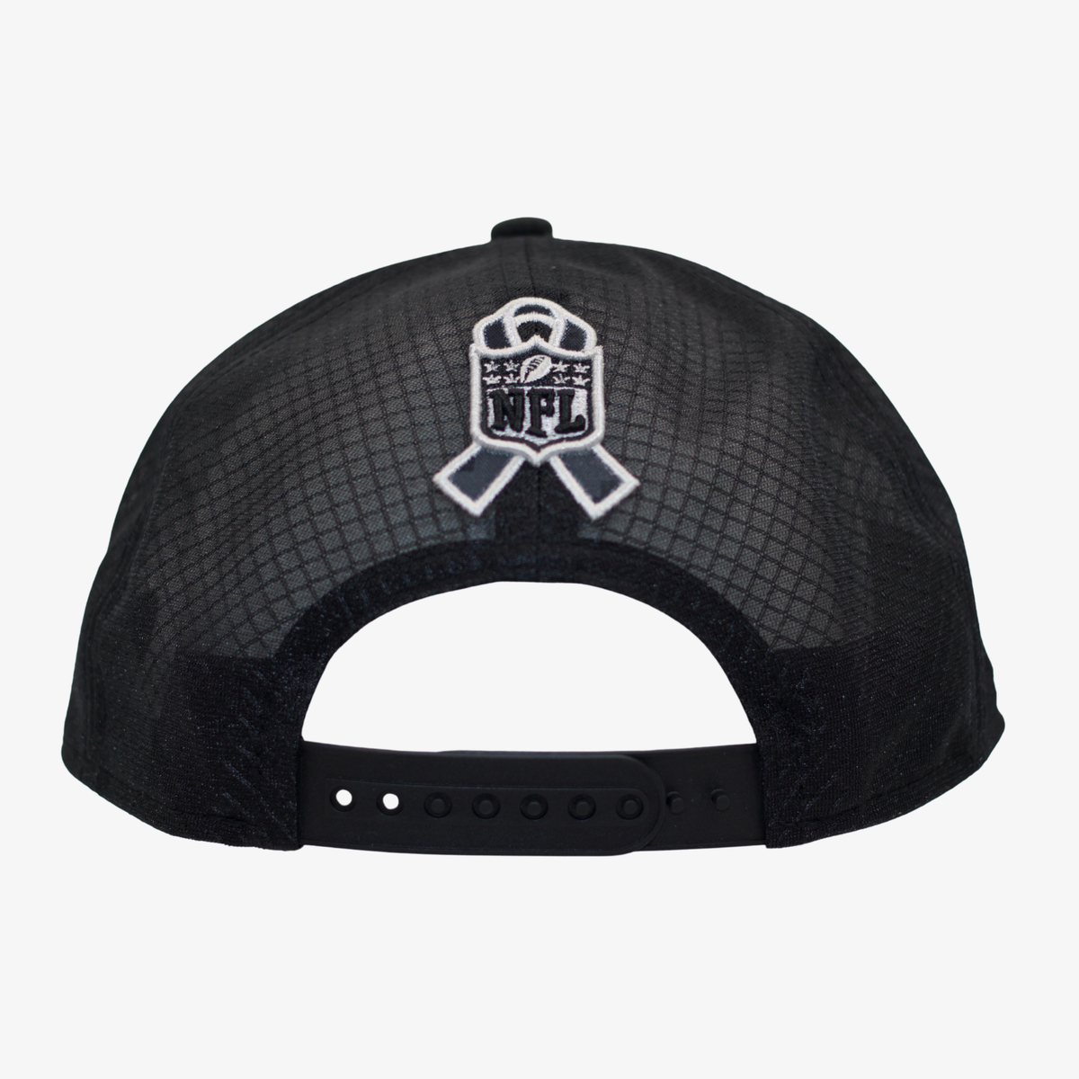 New Era Black Buffalo Bills 2026 Salute To Service 9FORTY Adjustable Trucker Hat