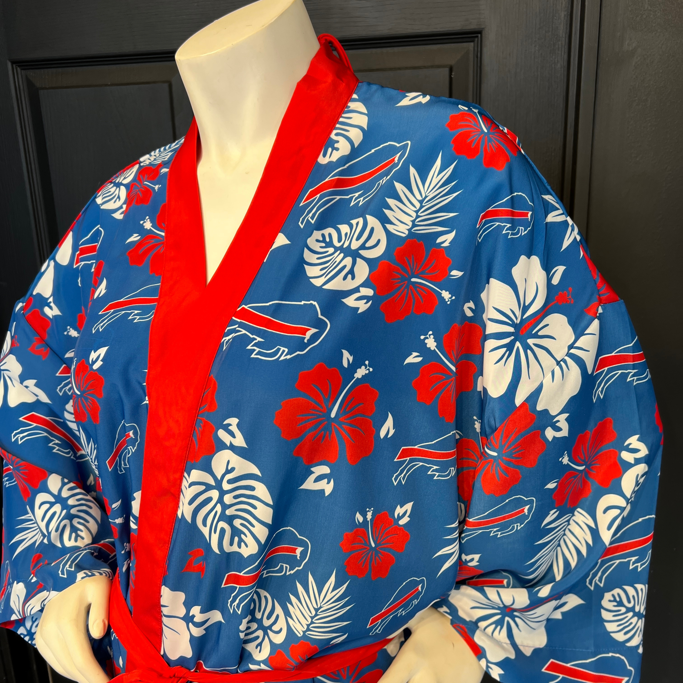 | The BFLO Store Bills Kimono Floral Buffalo
