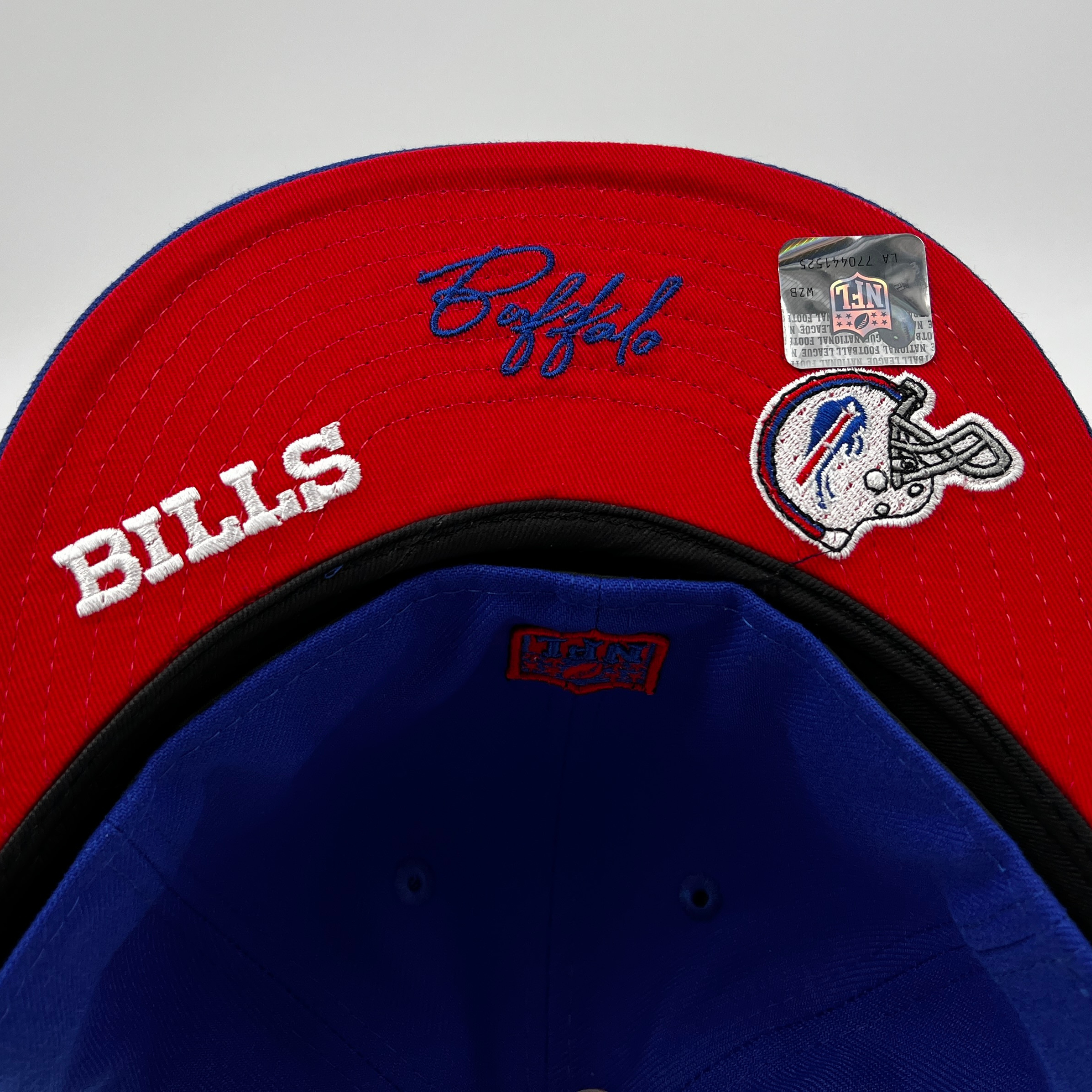 Buffalo Bills Legacy Scarlet New Era 59FIFTY Fitted Scarlet / Oceanside Blue | Snow White / 7 1/4