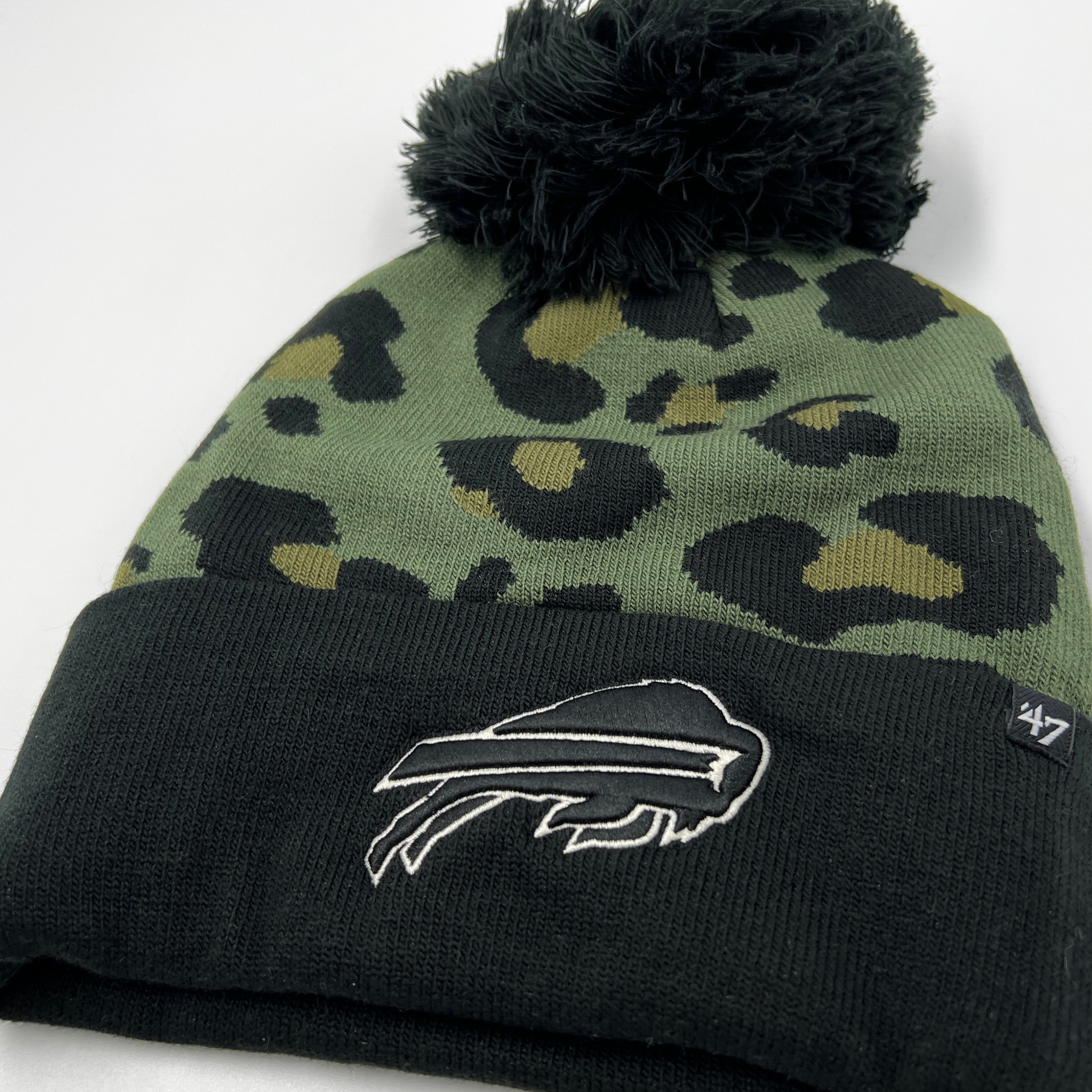 Buffalo Bills Zubaz Pom-Pom Beanie Winter Knit Hat